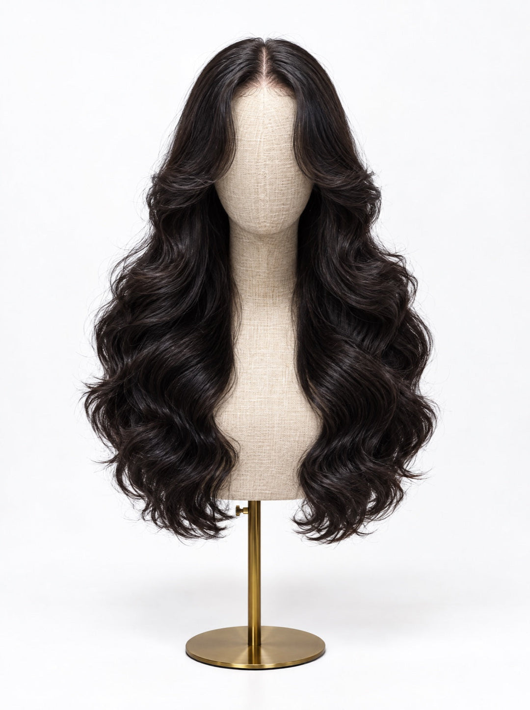 24 inch wig at 180% density on a canvas mannequin, noticeably fuller through the mid-lengths and ends